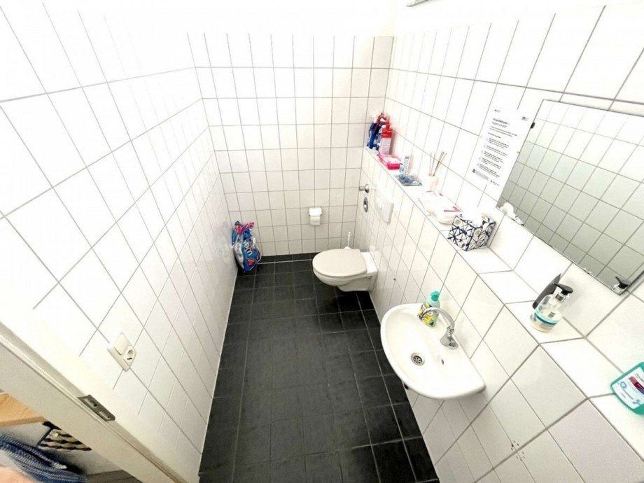 WC Renditeobjekt M�nchengladbach
