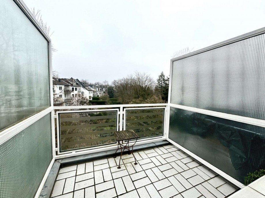 Balkon Etagenwohnung D�sseldorf / Oberkassel