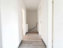 Flur OG Attraktive Doppelhaush�lfte in Krefeld-Oppum