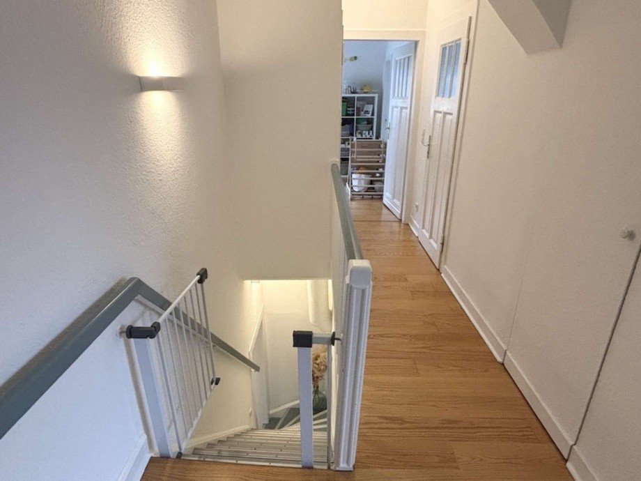 Flur DG Maisonettewohnung D�sseldorf