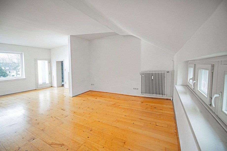  Dachgeschosswohnung D�sseldorf