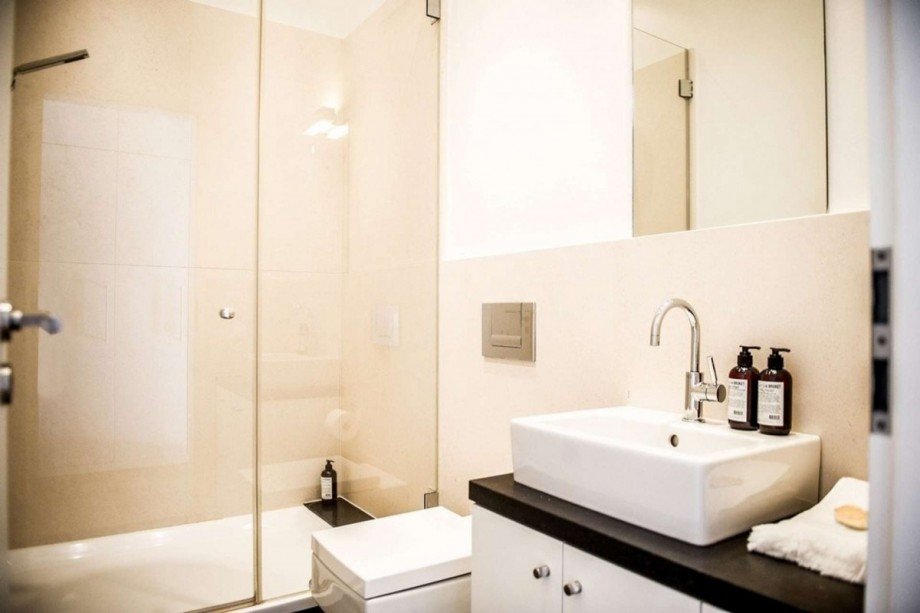 Bad 1 Wohnung D�sseldorf