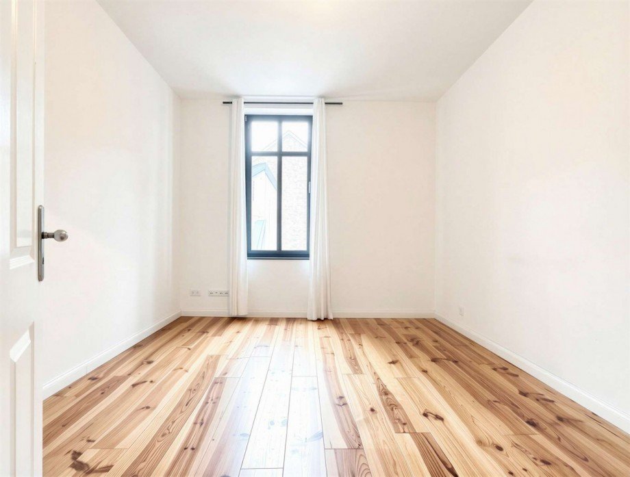 Schlafzimmer II - OG Reihenmittelhaus M�nchengladbach