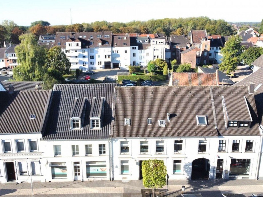 Luftaufnahme Mehrfamilienhaus Rheinberg