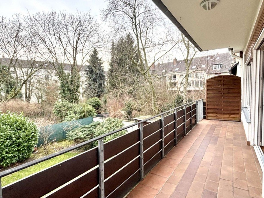 Balkon /1. OG) Maisonettewohnung D�sseldorf