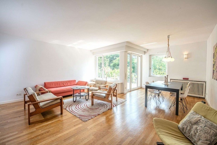 Wohn- Esszimmer EG Zweifamilienhaus D�sseldorf