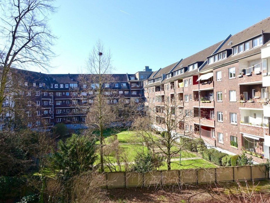 Blick in den Innenhof Etagenwohnung D�sseldorf