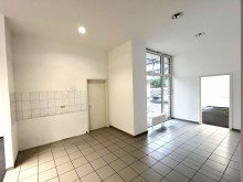 Vorraum Top Praxis- / B�ro- / Gewerbefl�che in MG-Giesenkirchen