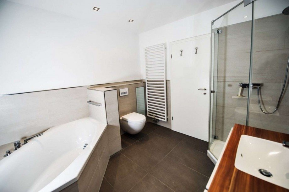 Wannenbad Penthousewohnung D�sseldorf