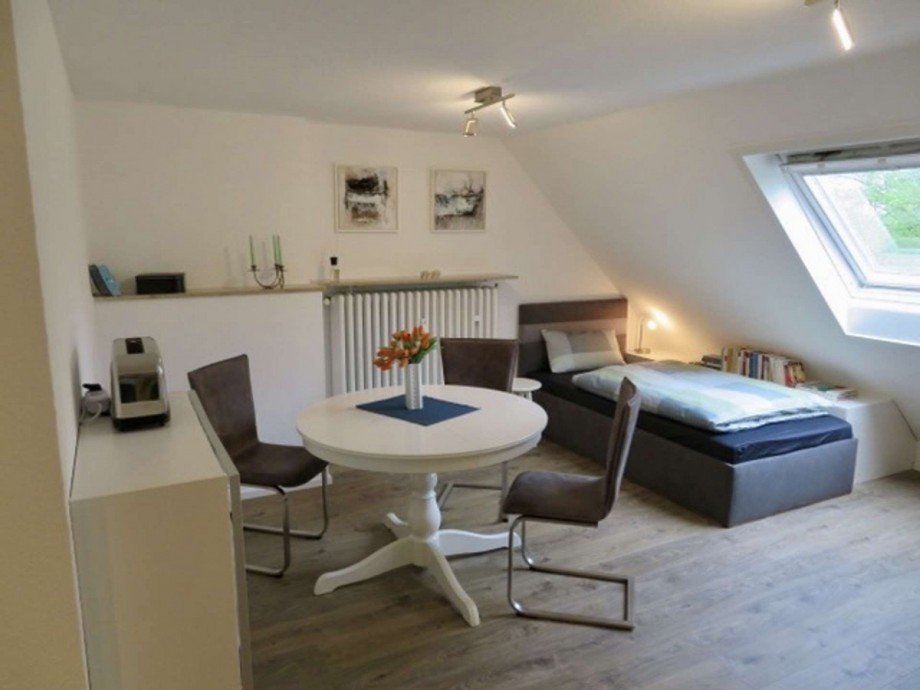 Apartment Wohn-/Schlafraum Maisonettewohnung D�sseldorf