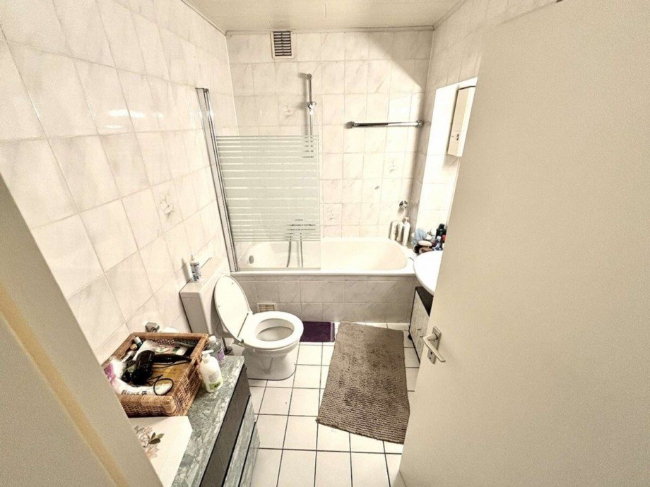 B�der Wohn- / Gesch�ftshaus D�sseldorf
