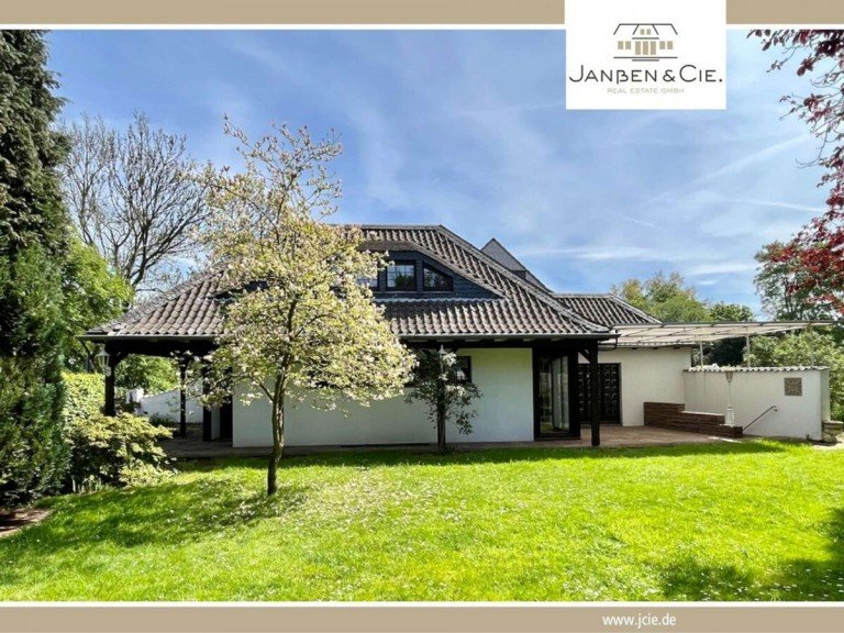  Krefeld / Bockum Einfamilienhaus Einfamilienhaus mit Traumgrundst�ck in Krefeld-Bockum