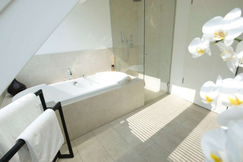 Bad gro� Penthousewohnung D�sseldorf