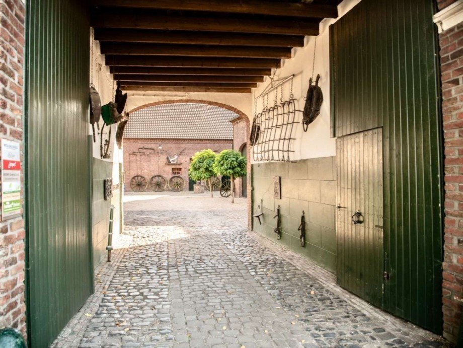 Tordurchfahrt B�ro / Praxis Krefeld