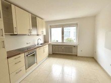 K�che Attraktive Maisonette-Wohnung mit m�bliertem Dachgeschoss-Apartment im D�sseldorfer Uni-Viertel