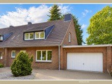  Attraktive Doppelhaush�lfte in Krefeld-Oppum