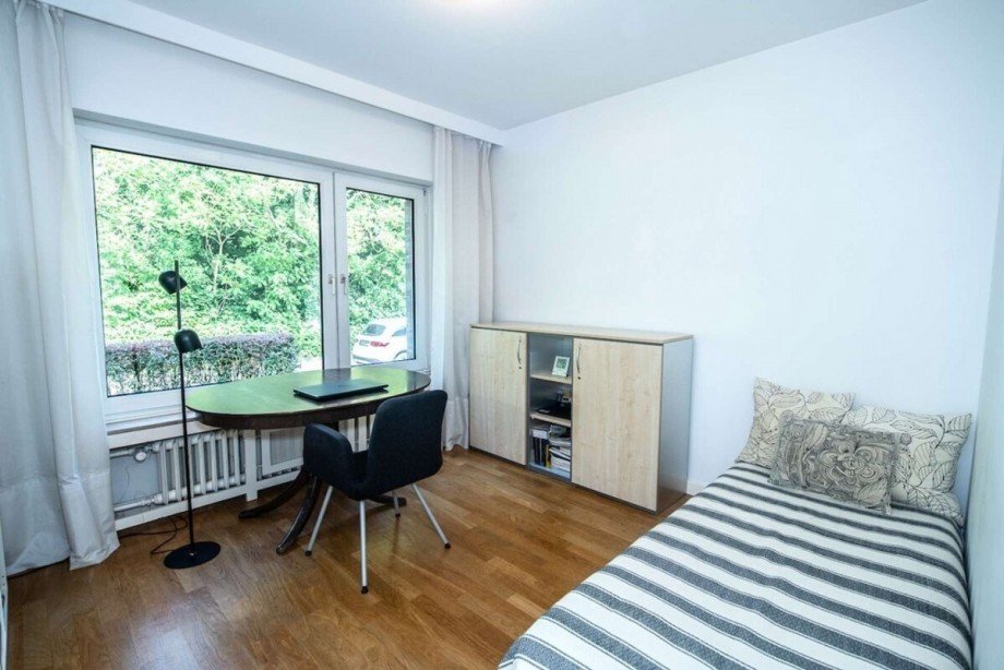 Arbeits- / G�stezimmer EG Zweifamilienhaus D�sseldorf