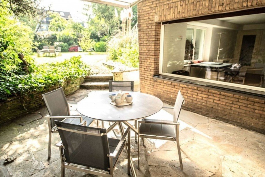 Terasse Gartengeschoss Zweifamilienhaus D�sseldorf