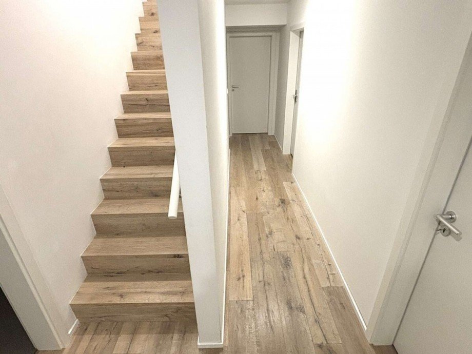 Flur UG Doppelhaush�lfte D�sseldorf