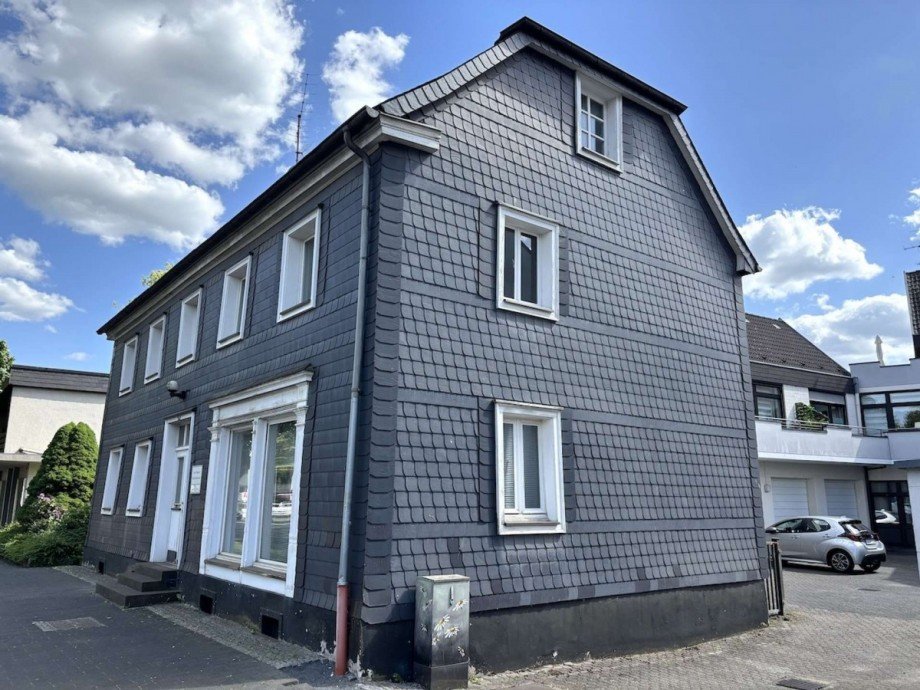 H�bnerhaus Wohn- / Gesch�ftshaus Hennef (Sieg)