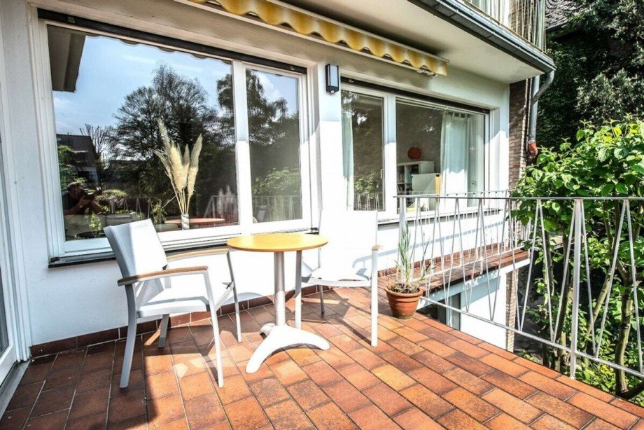 Terrasse EG Zweifamilienhaus D�sseldorf