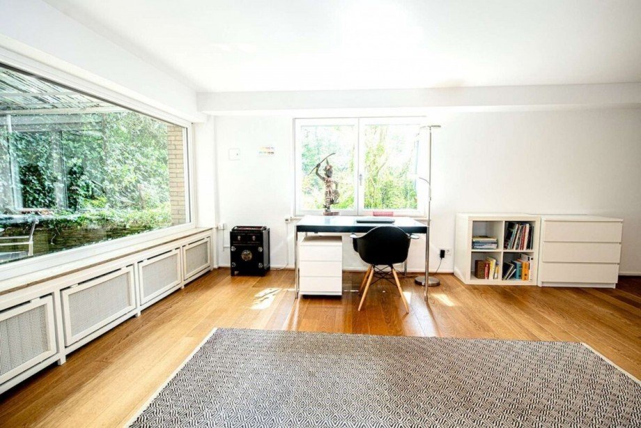 Schlafzimmer / Hobbyraum Gartengescho� Zweifamilienhaus D�sseldorf