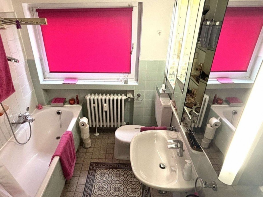 Bad Etagenwohnung D�sseldorf / Oberkassel