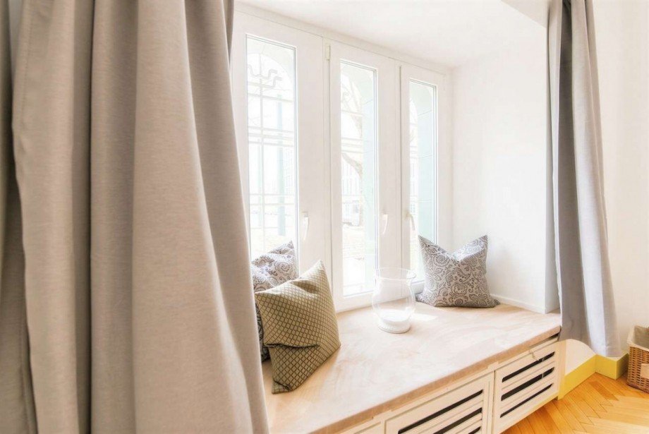 Schlafzimmer Sitzfenster Wohnung D�sseldorf